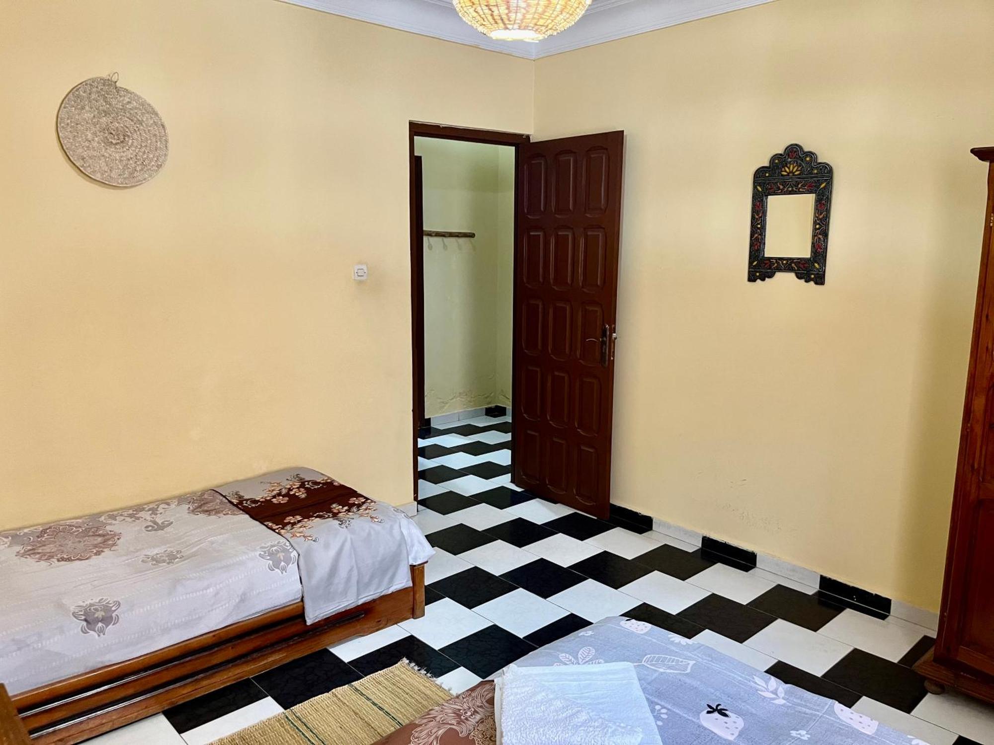 Soleado Apartamento Al Lado De La Preciosa Medina , A 3 Minutos De La Playa Andando II Appartement Asilah Buitenkant foto